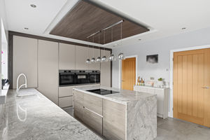 Photo 71- click for photo gallery